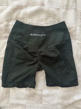 Alphalete amplify shorts